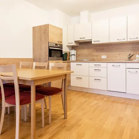 شقة لاندهاوس بيرجيت